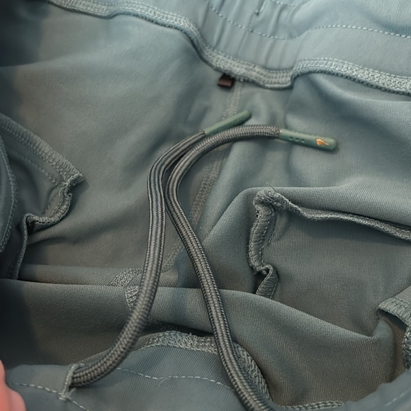 Alphalete Identity men’s blue jogger sweatpants size medium - Picture 9 of 9